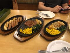 -萨莉亚意式餐厅(特力时尚汇店)