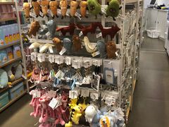 -名创优品(山东青岛东方城店)