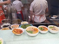 自助取餐区-顺华粉馆(桃园南路店)