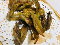 鸽翅膀-正通记·哈尔滨烧烤·炭烤鸽子(七宝万科国际店)