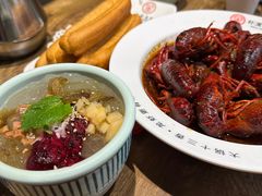 -叶派龙虾•招牌香辣蟹·海鲜(中海国际店)