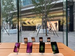 -Apple零售店(华贸购物中心店)