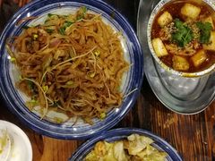 -蚝美人·生蚝海鲜烧烤(茶花园店)
