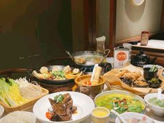 -丁里羊肉小镇(天鹅湖总店)