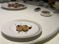 鱼子酱香煎带子皇-皇朝会.经典传统粤菜(外滩店)