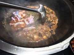 -地锅公社·现炒地锅鸡·地锅鱼·夜宵(罗锦路店)