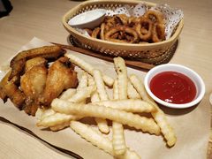 -必胜客(漕宝路店)