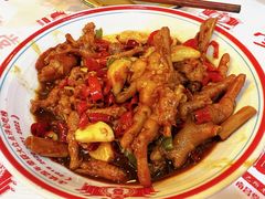 -堂瓦里·33年传统赣菜(第一街区店)