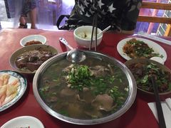 翘脚牛肉-谢老五跷脚牛肉·非遗传承店