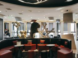 -TOP HAIR SALON