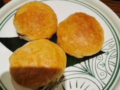 玫瑰鲜花饼-云海肴·汽锅鸡·云南菜(美罗城店)