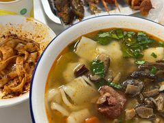 -明记汤揪片子炒面(红山市场特色美食街店)