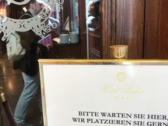 -Cafe Sacher(WIEN)