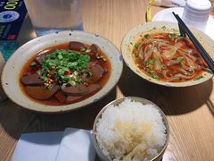 -米一仙·成都小碗菜(东万达店)