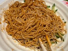 -肥肥虾庄·金牌油焖大虾(杨园滨江时代walk店)