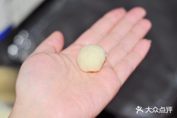 蛋白椰蓉球