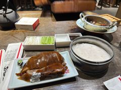 -魁盛居百年鲁菜馆(县西巷店)