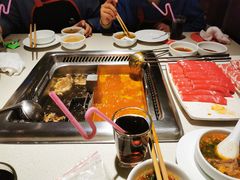 -海底捞火锅鲜切牛肉主题店(长寿路店)