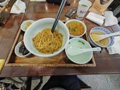 -蟹上黄·蟹黄面·江南糖水(人民广场店)