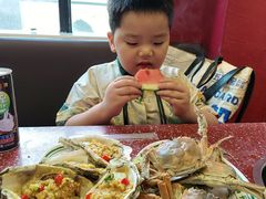 -四囍码头海鲜烧烤自助火锅(外滩南京东路悦荟广场店)