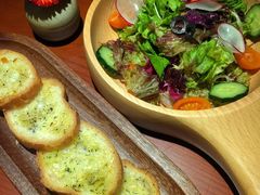 餐前面包-鹿萤季·营地小馆(皇后公园店)