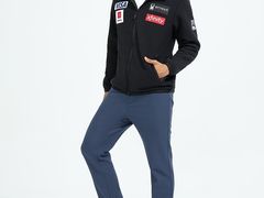 -枫叶小镇奥特莱斯