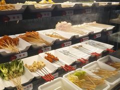 -佰人王串串香火锅(洋珠巷店)
