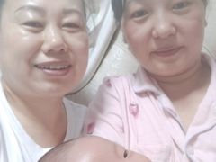 -爱月宝月嫂·育儿嫂(哈尔滨总店)