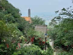 -鸡鸣山旅游风景区