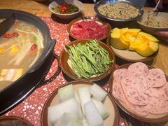 -赵美丽·重庆社区火锅·直营店(火车东站·中豪国际店)