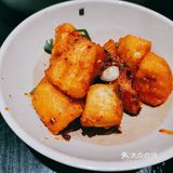 腹中有粉气自华