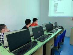 -童程童美·信息学竞赛·乐高机器人编程(长宁来福士校区)