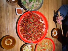 -半步颠小酒馆(繁花中心)