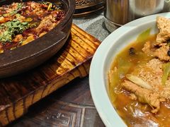 -万重锦·人文川菜馆(骡马市店)