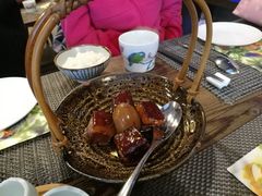 招牌红烧肉-豐食堂