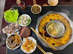 -邓莽子老火锅(中兴路总店)