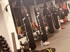 -FIGHTMAN格斗俱乐部(长宁临空店)