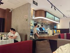 -阿妮叶李(光谷世界城店)