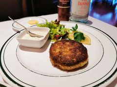 招牌蟹肉饼-Wolfgang’s Steakhouse 沃夫冈牛排馆(上海白玉兰广场店)