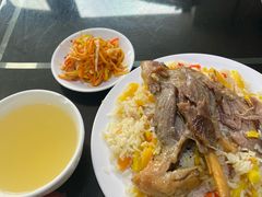 -特丰抓饭(莱茵庄园店)