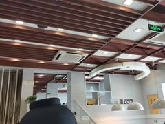 -老娘舅餐厅(黄龙体育中心店)