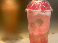 雪山草莓桂花冻-喜茶(北京五棵松华熙店)