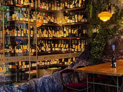 -Brut Eatery Wine Bar & Restaurant (建国东路店)