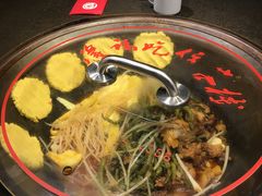 -缘福乡村铁锅炖民宿(八达岭店)