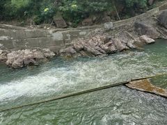 -安吉龙王山峡谷漂流