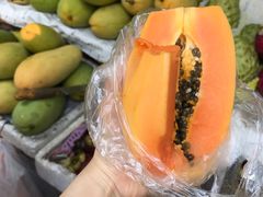 -三亚新鸿港水果一级批发市场