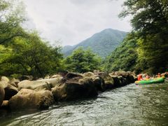 -雅鲁激流探险漂流