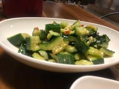 -几个木匠匠人厨房
