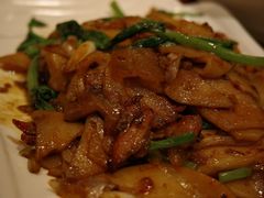 -蔼若春.传承三十年云南菜(金碧公园店)