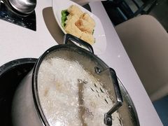 -煲王粤菜餐厅(中侨中心店)